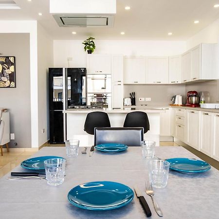 Mellieha, Luxury 3 Bedroom Azure Maisonette Экстерьер фото