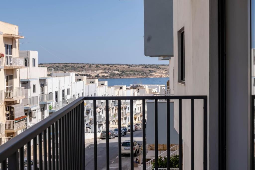 Mellieha, Luxury 3 Bedroom Azure Maisonette Экстерьер фото